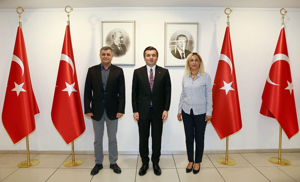 Dış İşleri Bakan Yardımcımız Sayın Yavuz Selim KIRAN ile kulübümüzün yürüttüğü AB Erasmus+ projeleri ile ilgili hoş bir sohbet gerçekleştirdik