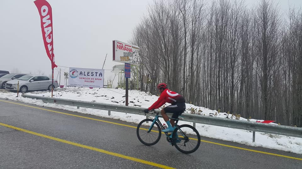 Alesta’nın çılgınları Cumhurbaşkanlığı Bisiklet Turu için Kartepe’de