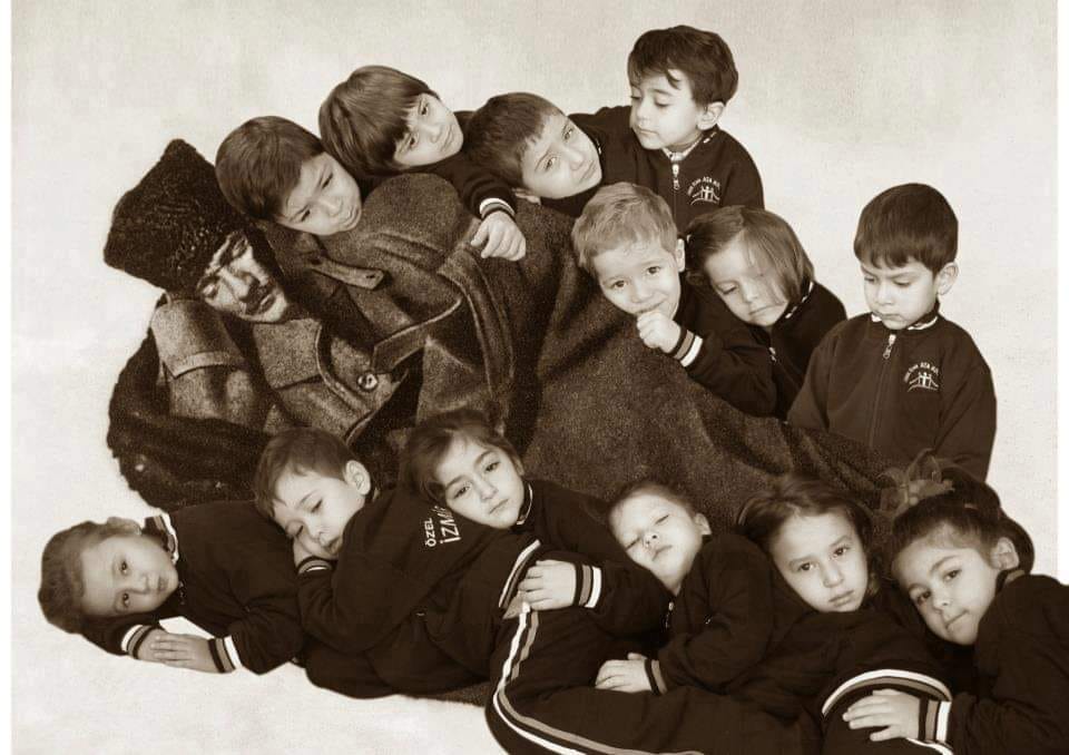 23 Nisan Ulusal Egemenlik ve Çocuk Bayramı